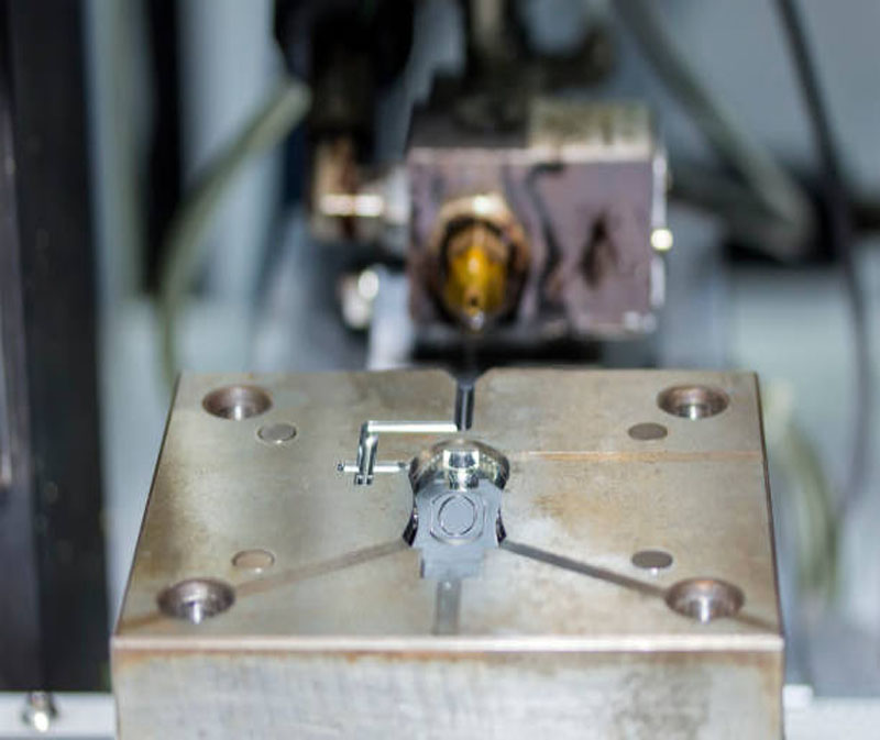 How Do Custom Mould 