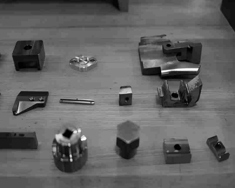 Choosing the Best Precision Mold Components Supplier: 5 Key Factors to Consider